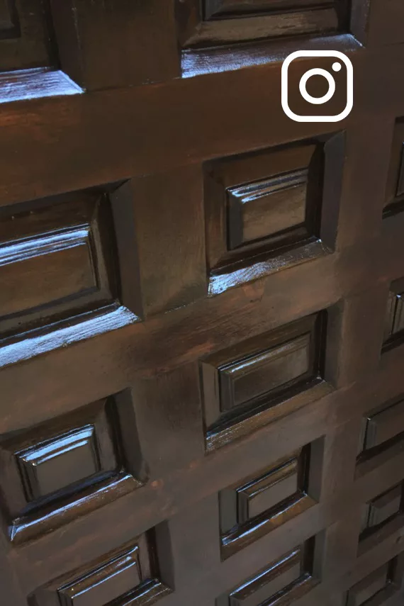 Peinture sur bois : porte en chêne
